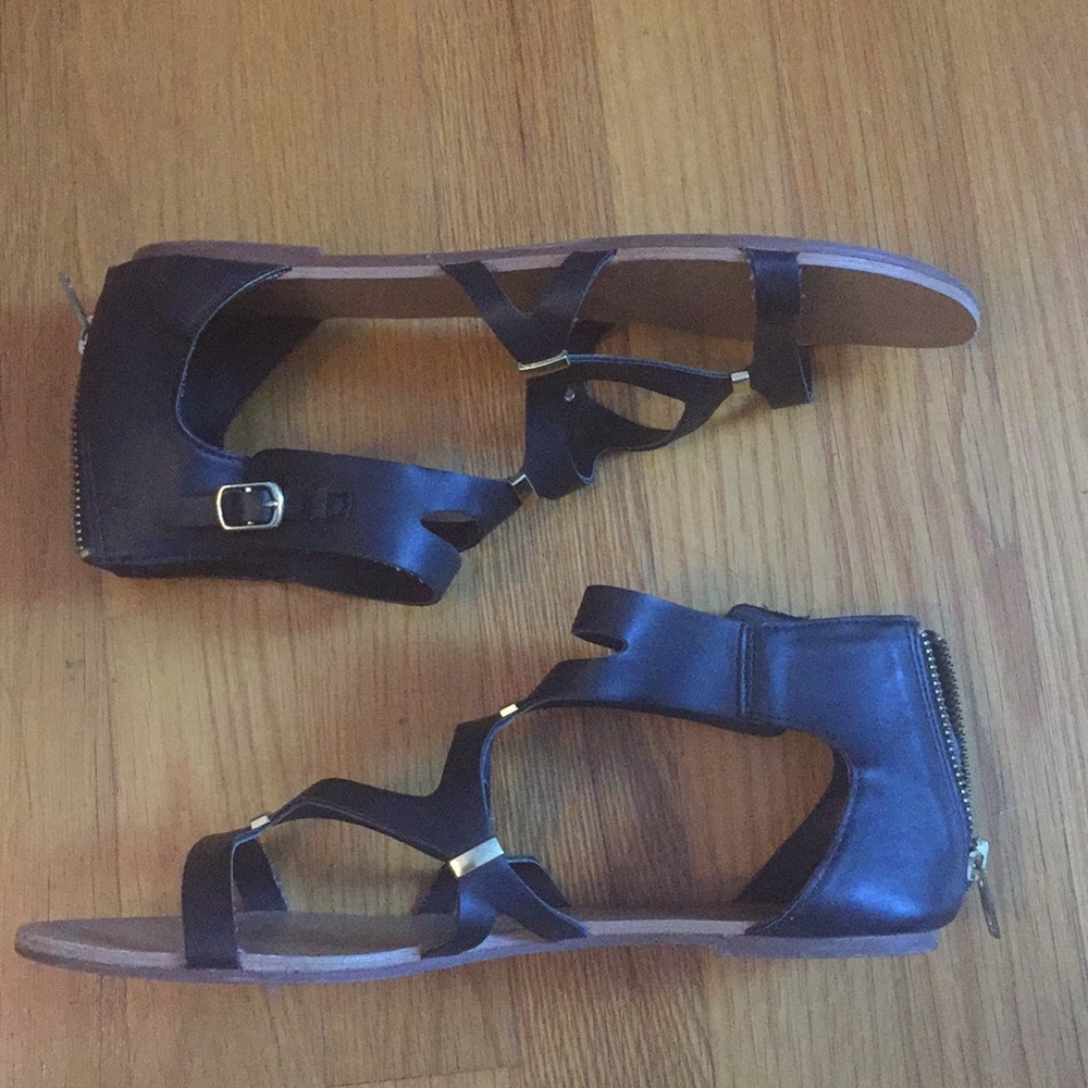 Mossimo black strap sandals